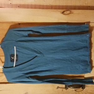 American Eagle sweater size medium